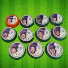 Lade das Bild in den Galerie-Viewer, KickTackTick Fußballfeld + KickTackTick Mannschaften