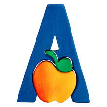 Lade das Bild in den Galerie-Viewer, Holzbuchstabe A - Apfel
