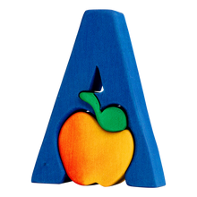 Lade das Bild in den Galerie-Viewer, Buchstabe A - Apfel Holzspielzeug