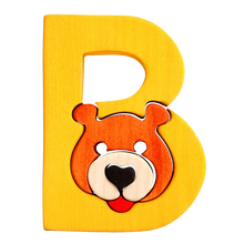 Lade das Bild in den Galerie-Viewer, B - Bär