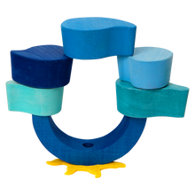 Load image into Gallery viewer, Regenbogen - Montessori Holzspielzeug